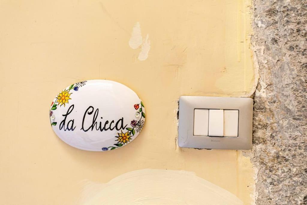 La Chicca Appartamento Intero Nei Quartieri Spagnoli Νάπολη Εξωτερικό φωτογραφία