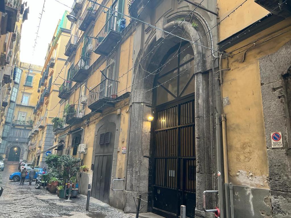 La Chicca Appartamento Intero Nei Quartieri Spagnoli Νάπολη Εξωτερικό φωτογραφία