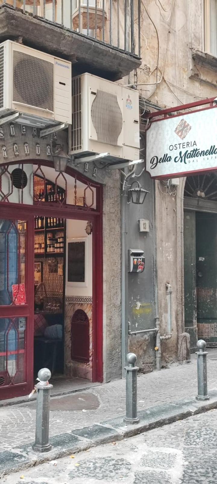 La Chicca Appartamento Intero Nei Quartieri Spagnoli Νάπολη Εξωτερικό φωτογραφία